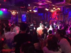 -周庄红庭演艺酒吧