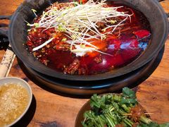 -四小区火锅·巷子里的重庆火锅(花照壁店)