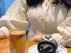 -Line 咖啡(石厦花园店)