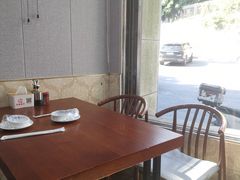 -东北风味思缘食府(对湖路店)