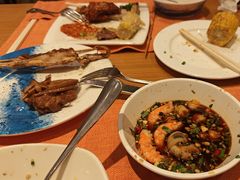 -亚龙湾希尔顿自助餐厅·海鲜·烧烤·沙滩BBQ·现场乐队