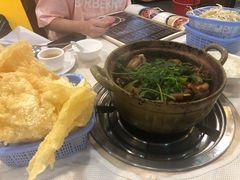 -渝君重庆火锅(嘉宾路店)
