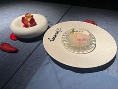 -弦月窗LUNETTE BY AMANDA(复兴路店)