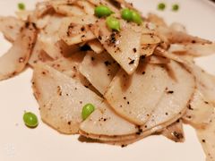 松露酱炒笋尖-小大董·烤鸭(凤凰汇店)