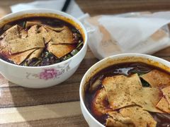-老字号杨坡红油米线腊汁肉夹馍(东四道巷店)