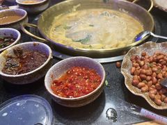 牛排锅-顶顶汤火牛排火锅·经典铜锅涮肉