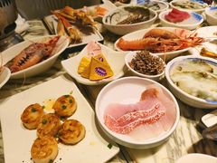 -雍和会海鲜姿造自助(湖东路店)