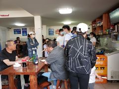 大堂-宝瑞门钉肉饼店