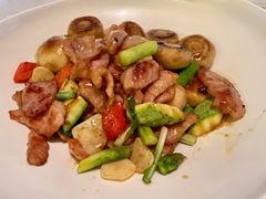 香煎口蘑脆爽肉-周三的情书花园餐厅(江北店)