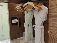 -上海滴水湖皇冠假日酒店