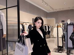 -百盛(万象城店)