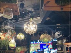 -胡桃里音乐餐厅(陶溪川店)(川湘赣菜·世界百大酒庄直供红酒·音乐表演)