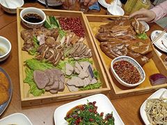 -老北京胡同味道二荤铺(酒仙桥店)