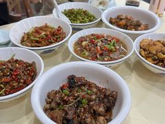 -笨罗卜浏阳菜馆(龙华鹏润达店)