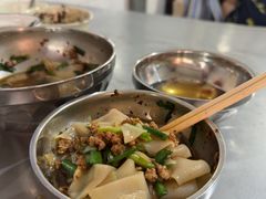 -正宗杨记普洱酸醋米线(总店)