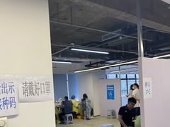 -新虹桥中心大厦