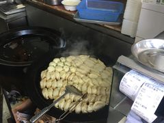 -黄阿姨锅贴大王(万航渡路店)