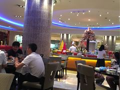 -咖啡苑自助餐厅·中国大饭店