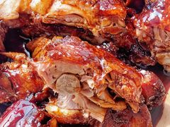 -狗撵鸭(泰山公寓店)