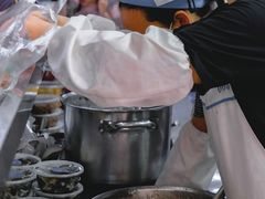 -芳婆糕团店(王府大街店)