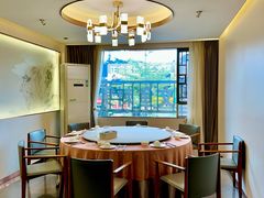 -粤盛海鲜平价店(洛溪食街店)