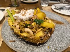 -Mark&Mars Restaurant