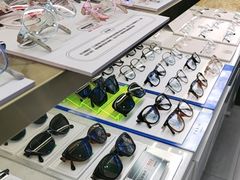 -视野联行眼镜蔡司·依视路官方授权店(顺城店)