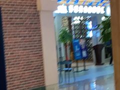 -锤头鲨毛肚海鲜烤肉自助餐厅(国购广场店)
