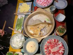 -房子红了鱼豆花重庆老火锅(广厦学院店)