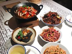 -老湖南民间菜·牛肉十八炒(花都店)