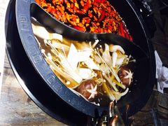 -销魂美蛙鱼头火锅(上海首店)