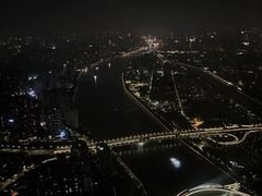 -广州塔卢特斯法国旋转餐厅