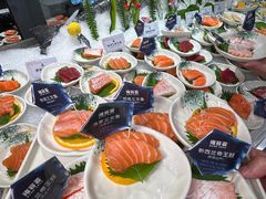 -雍容荟帝王蟹活龙虾展台自助(IFS黑金店)