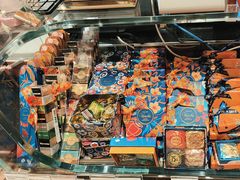 -VENCHI 闻绮(上海佛罗伦萨小镇店)