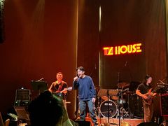 -TZ House音乐现场(来福士中心店)