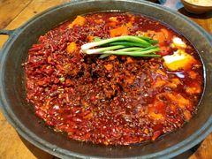 -四小区火锅·巷子里的重庆火锅(花照壁店)