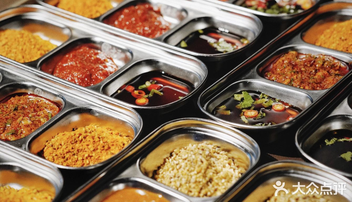 聚十三的烤肉十三梯上新啦！藤椒大鸡腿，简直性价比之王[胜利]