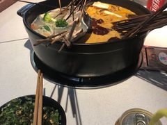 -钢管厂五区小郡肝串串香(滨江店)