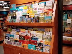 -西西弗书店&矢量咖啡(凯德晶萃广场店)