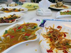 -覃记海鲜美食餐厅