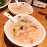 在深圳喝到了料足鲜香的潮汕砂锅粥