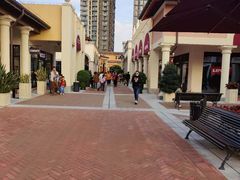 -佛罗伦萨小镇广佛名品奥特莱斯(疏港路店)