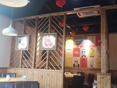 大堂-阿里巴巴海鲜烧烤家常菜(黄岛店)