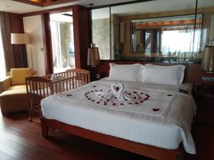 -三亚湾海居铂尔曼度假酒店