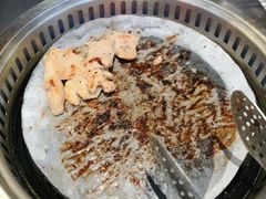 -钱小主·自助回旋烤肉火锅餐厅(东方新天地店)