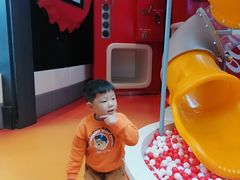 -东方明珠·可口可乐欢乐餐厅