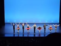 -交通银行前滩31演艺中心