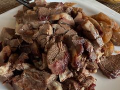 -闫家驴肉老店(华电一校店)