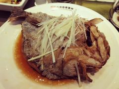 脆鳞鲈鱼-直隶安家牛肉罩饼(七一路店)