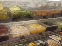 自助取餐区-张亮麻辣烫(三亚商品街店)